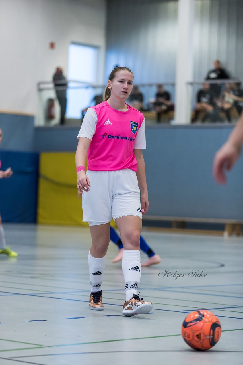 Bild 432 - F Loewinnen Hallen Cup